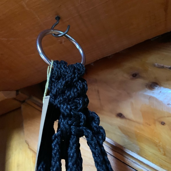 Handmade Macrame Plant hanger - Picture 7 of 7